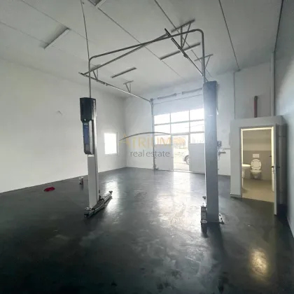 ZUR MIETE// Neubauhalle mit Anlagengenehmigung, Inventar und Hebebühne. - Bild 3