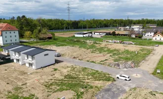 Aufgepasst: Sonniges Grundstück mit genehmigten Plan! (Einfamilienhaus)