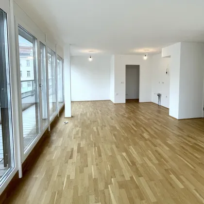 Einzigartig, hell & exklusiv: Neubauwohnung mit umlaufender Terrasse - Bild 2