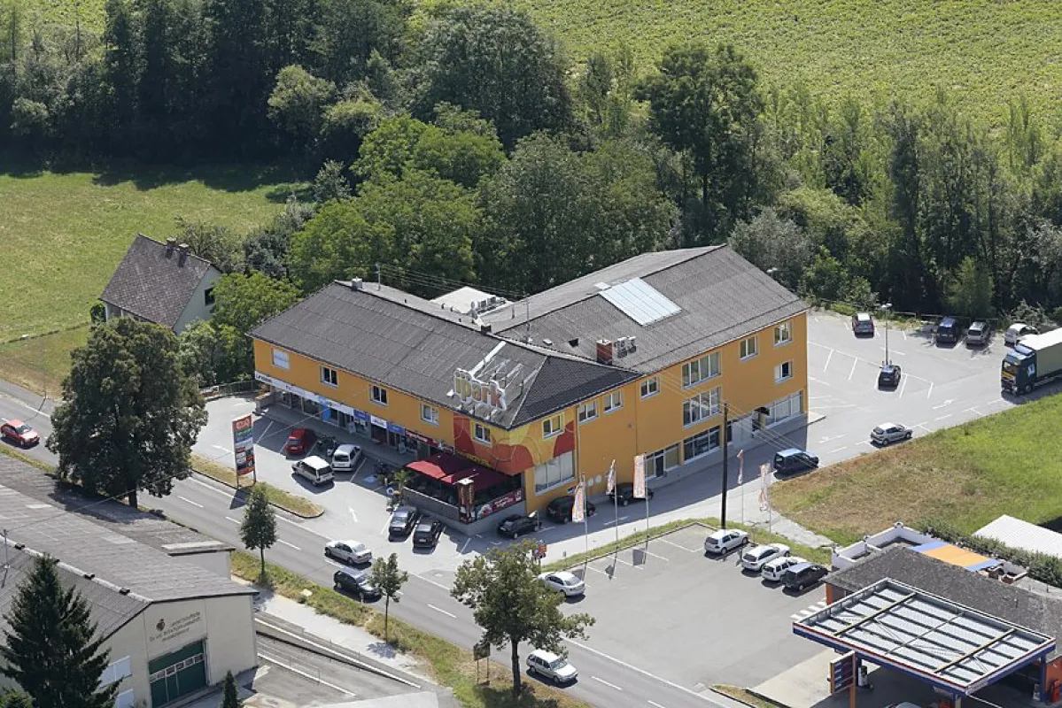 Repräsentativer Firmenstandort im Business-Park, moderne klimatisierte Ordinations-Praxis-Bürofläche, Parkplätze - Bild 1