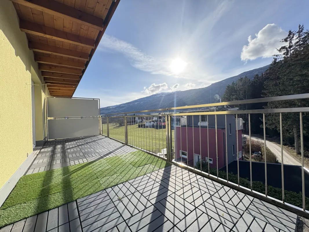 Traumhafte Doppelhaushälfte in Tirol: Modernes Wohnen mit Garten und Balkon! - Bild 1