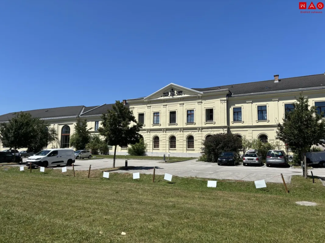 Außen-KFZ-Stellplätze in den Dragonerhöfen Wels - ZEILEISSTRASSE - Bild 1