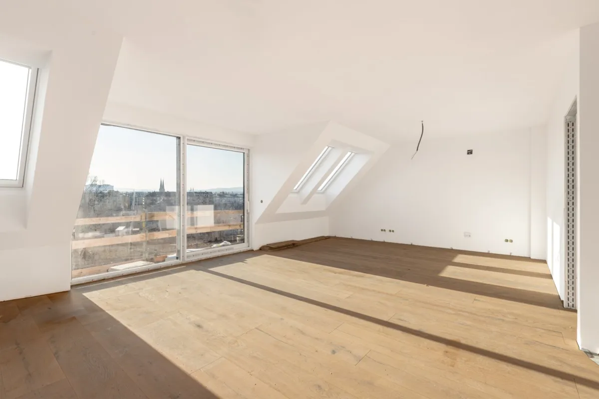 4-Zi. Dachgeschoß-Erstbezug mit Terrasse im Stilaltbau! Helle Ruhelage! - Bild 1