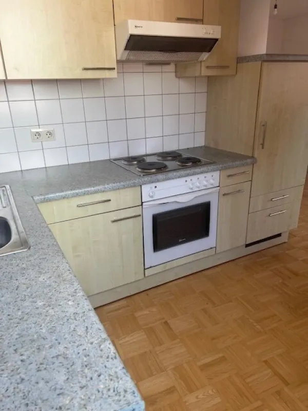 Auffallend exzellente Dachgeschoßwohnung nähe KF-Uni zu vermieten ! - Bild 1