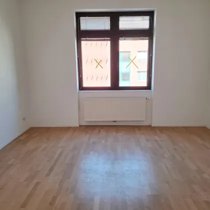 Sanierte Wohnung mit modernem Komfort in zentraler Lage - Bild 2