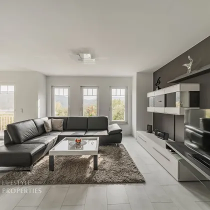 Modernes, möbliertes Einfamilienhaus mit Garten und Pool in Ruhelage - Bild 3