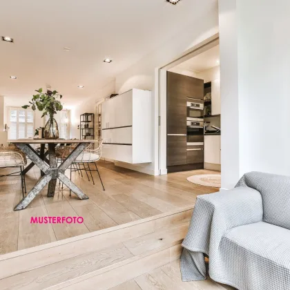 Wunderschöne Wohnung -Loggia-Garage, Pool, ... - Bild 2
