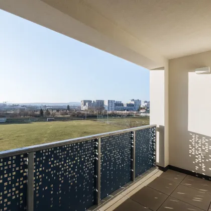 PROVISIONSFREI - ERSTBEZUG - Bezugsfertige 2-Zimmer-Eigentumswohnung mit Loggia und Küche - Bild 2