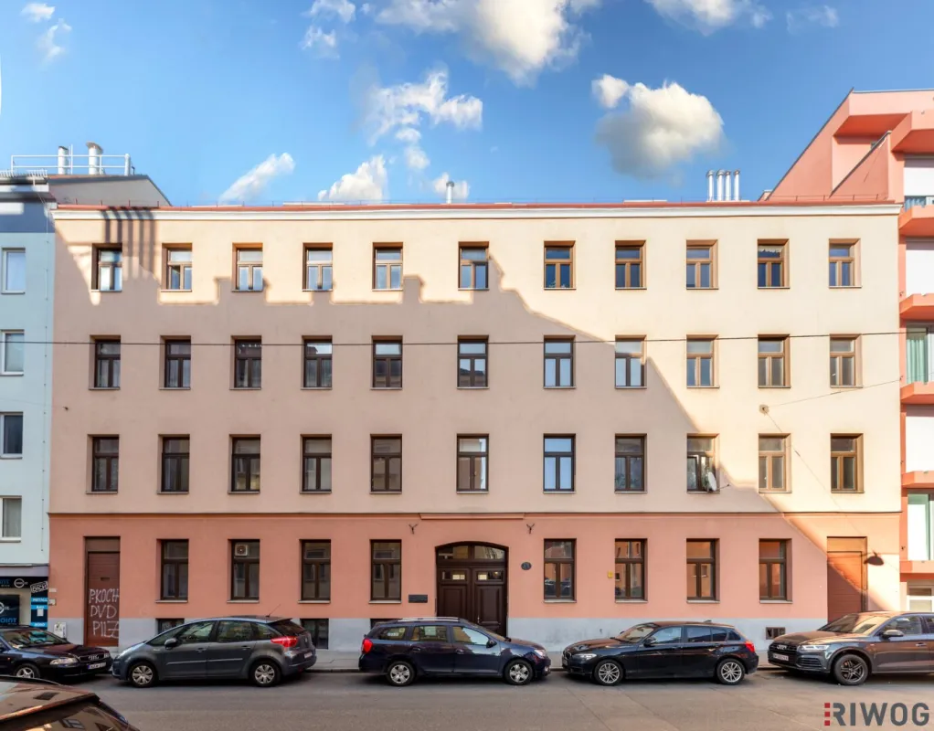 Sanierungsbedürftige Altbauwohnung mit ca. 213 m² NF | Erdgeschoss + Keller/Souterrain | Nähe Matzleinsdorfer Platz (S-Bahn-Station und künftig U2-Station) - Bild 1