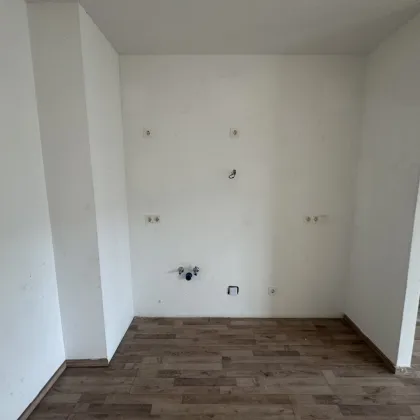 Sehr geräumige 3 Zimmer Genossenschaftswohnung mit Balkon - Bild 3
