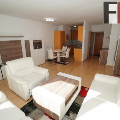 Moderne 3 Zimmer Wohnung mit Loggia und Garagenplatz - Bild 2