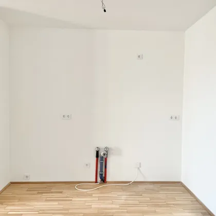 PROVISIONSFREI VOM EIGENTÜMER! TOLLE 2-ZIMMER-WOHNUNG MIT LOGGIA NÄHE U6! - Bild 3