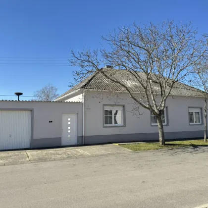 Gemütliches Einfamilienhaus mit sonnigem Garten und Halle - Bild 2