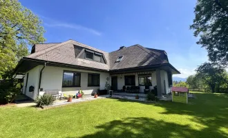 ++top saniertes Traumhaus mit wunderschönem Garten in bester Lage mit Carport und Garage++