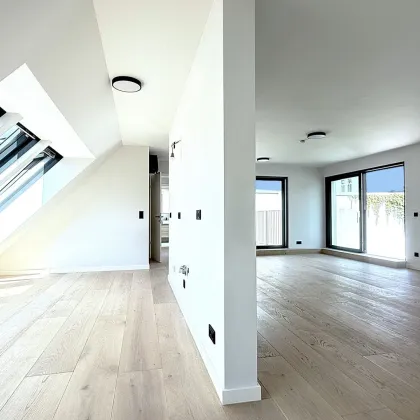 NÄCHST 4. BEZ. -  NOCH 7 ERSTBEZÜGE tlw. Balkone + LOGGIEN + 1 HIGH END  PENTHOUSE + 1 GARTENWOHNUNG - 100% GRÜNBLICK - RESTAURIERTES STILHAUS - Bild 2