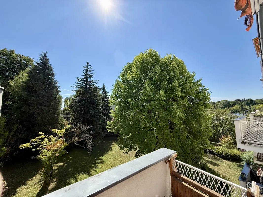 Sonnige 3-Zimmer-Wohnung in exklusiver Grünruhelage - Bild 1