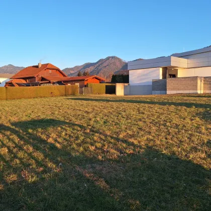 Neu kalkulierter Preis! Sonniges Baugrundstück in gepflegter Siedlung in unmittelbarer Nähe zum Nahversorgungszentrum - Bild 2