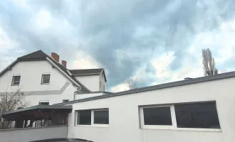 Zwei Wohneinheiten + Vereinsbereich in Wr. Neustadt – Ideal für Familien oder Investoren