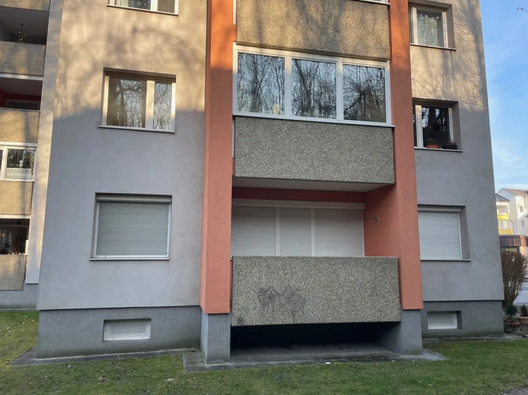2 Zimmer-Erdgeschosswohnung mit Garage in Bad Schallerbach - Ihre Sanierungschance! - Bild 1