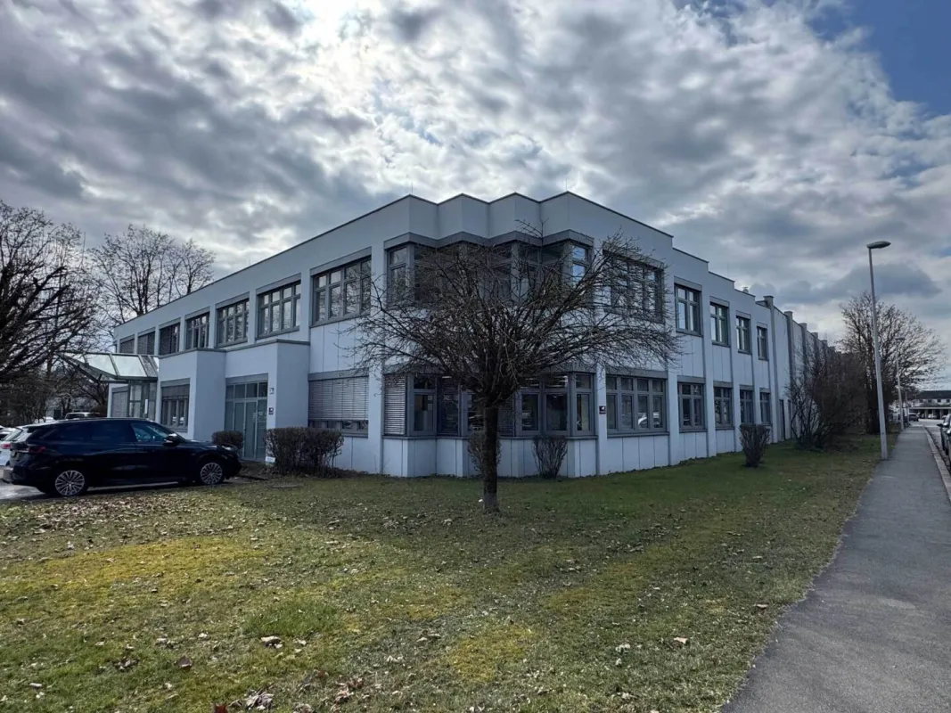 Vermietung von attraktiven Büro- und Lager/Produktionsflächen im Franzosenhausweg Linz - Bild 1