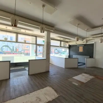 Top-Geschäftslokal mit großem Schanigarten - Perfekt für Gastronomie, Gesundheit & Beauty - Bild 2