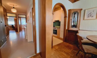360 Tour / 3-Zimmer-Loggia-Neubauwohnung in adretter Grünlage