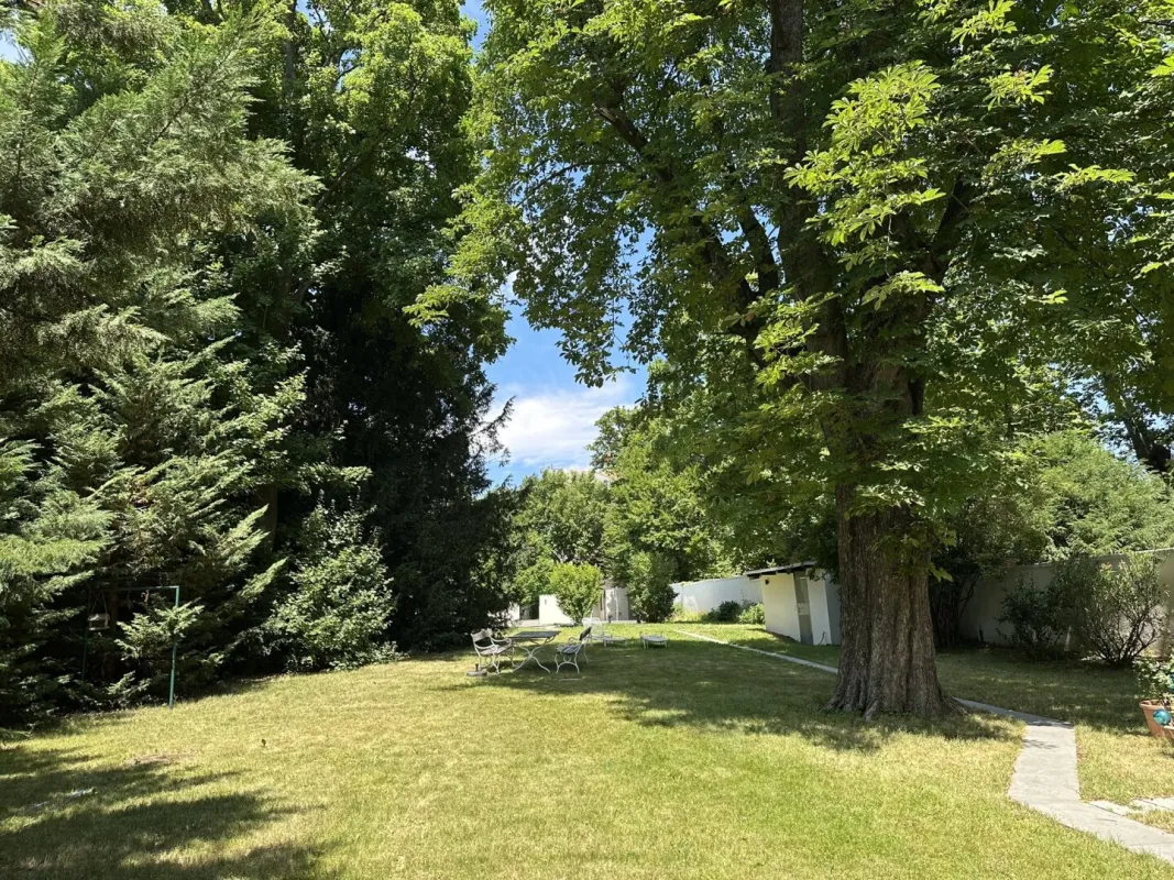 85 m2-Erstbezug mit großem Gemeinschaftsgarten und Pool in 1190 Top-Lage - Bild 1