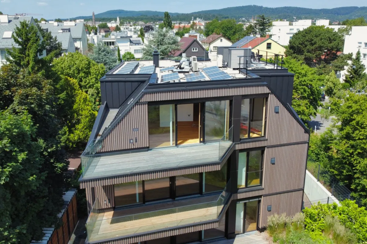 Exklusive Penthousewohnung mit großzügigen Außenflächen - Bild 1