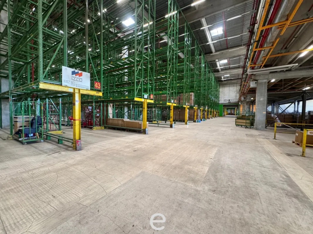 Top Lagerfläche in bester Verkehrslage in St.Pölten - Bild 1