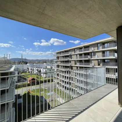 2 Zimmerwohnung mit  großem überdachtem Balkon - Bild 2