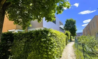 Wohnung mit großer Loggia in ruhiger Grünlage – ideal für Singles oder Paare!