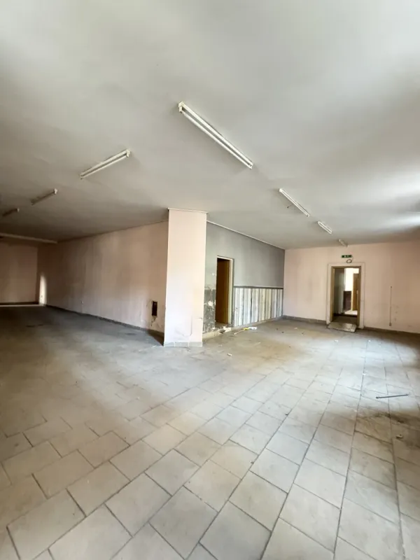 Individuell gestaltbares Gewerbeobjekt mit Altbauflair im Herzen von 1170 Wien - Bild 1