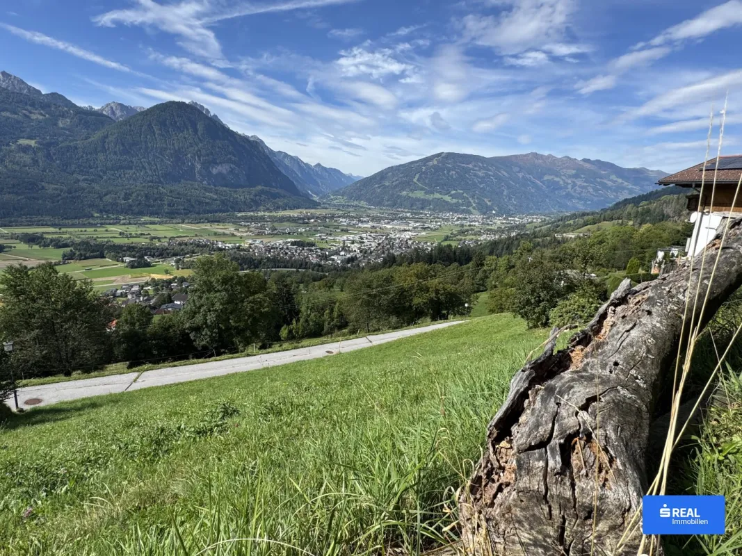 Exklusives Grundstück mit Panoramablick auf die Lienzer Dolomiten - Bild 1