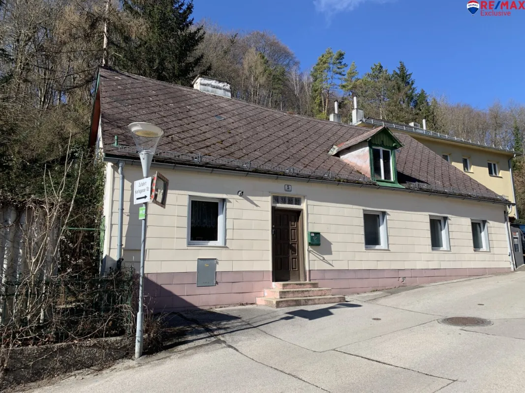 Grundstück mit Altbestand im Wienerwald! - Bild 1