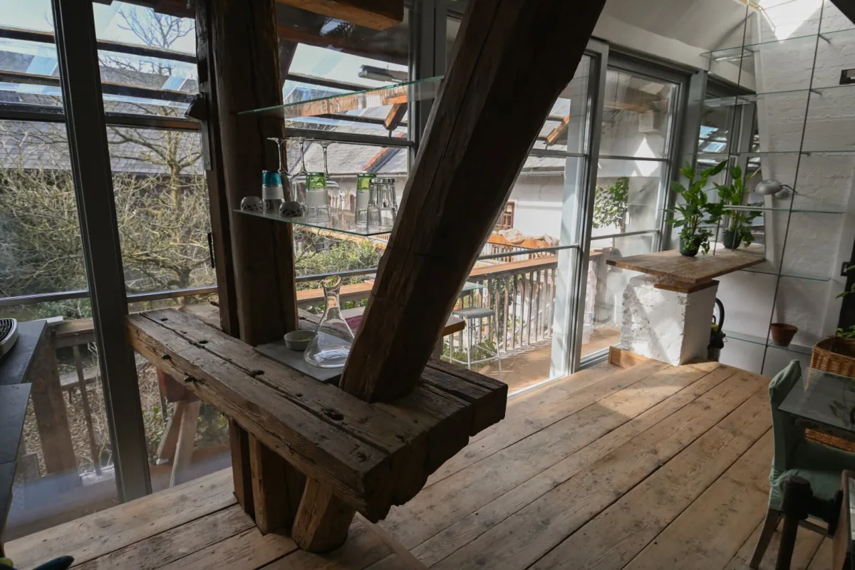 PROBEWOHNEN  - Eigener Anteil an einem sanierten, historischem Bauernhof - "Wohnen ganz anders" - Bild 1