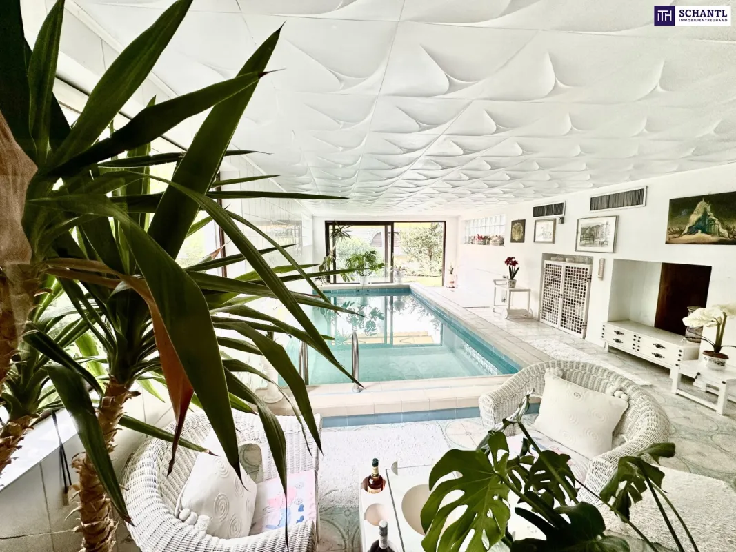 **Exklusive Landhausvilla in Pötzleinsdorf** ++ eigener Pool ++ Sauna ++ Fitnessraum ++ großer blühender Garten  ++ Garage ++ Terrasse ++ direkt beim Pötzleinsdorfer Schlosspark ++ - Bild 1