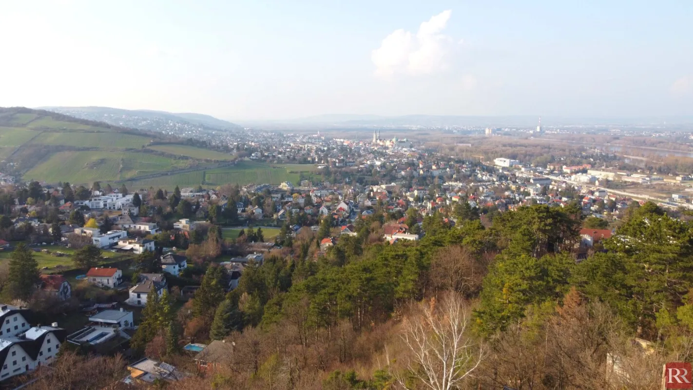 Über den Dächern - mit Weitblick auf Klosterneuburg - Bild 1