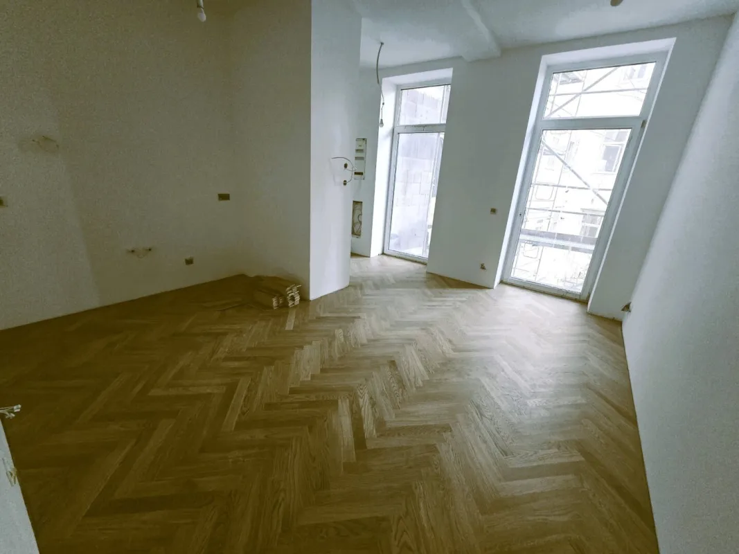 ERSTBEZUG + Traumhafte 2-Zimmer-Wohnung in 1200 Wien/Grenze 1090 Wien + Loggia 8,46 m² + 400m U4 Friedensbrücke entfernt - Bild 1