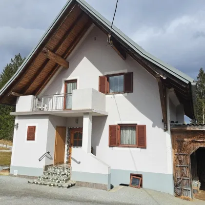 Solides Wohnhaus mit Nebengebäude und zusätzlichem Baugrund - Bild 2