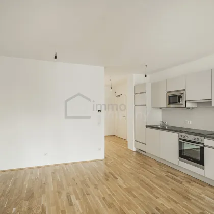 Grossartige 3-Zimmer-Wohnung mit Loggia + Tiefgaragenplatz! 14. Bezirk. U4 - Bild 2