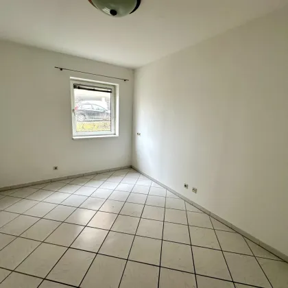 Airbnb - Nutzung möglich! Schönes 2-Zimmer-Büro in absoluter bester Lage direkt bei der Karl-Franzens-Universität in der Heinrichstraße - Bild 3