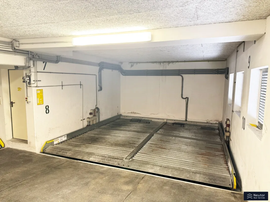 TIEFGARAGENSTELLPLATZ IN DER HELBLINGGASSE ZU VERKAUFEN - NÄHE ELTERLEINPLATZ - Bild 1