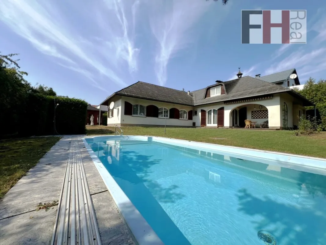 Solider Bungalow, perfekte Lage, guter Grundriss, großer Garten, schöner Pool! - Bild 1