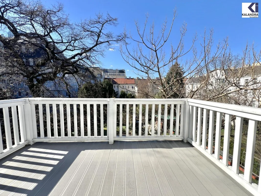 360 TOUR // TERRASSEN ALTBAUWOHNUNG MIT GARTEN - Bild 1