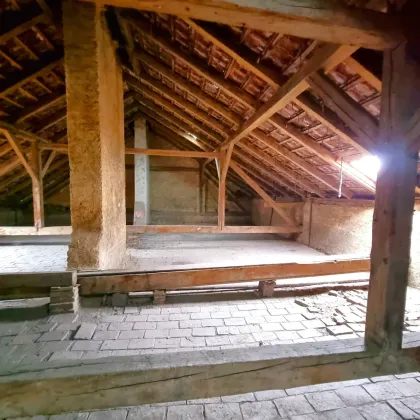 Neuer Preis! Baubewilligtes Dachgeschoss beim Meiselmarkt in Bestlage! Schönes Altbauhaus + Beste Anbindung und Infrastruktur + Ruhige Seitengasse! Jetzt zugreifen! - Bild 2