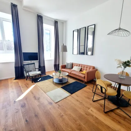 Jackpot - Starten Sie Ihr Business! Bestlage zwischen Schönbrunn und Mariahilferstraße + Traumhaft und überkomplett saniertes Altbauhaus + TOP Geschäftslokal im EG + Potential! - Bild 2