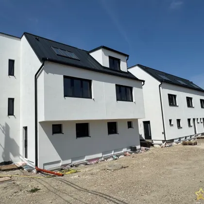 LETZTES HAUS! ÜBERGABE IM OKTOBER. NÄHE GYM SIMONSGASSE. ZIEGELHAUS. KELLER. PHOTOVOLTAIK. TOP AUSSTATTUNG. PROVISIONSFREI für den Käufer. - Bild 3