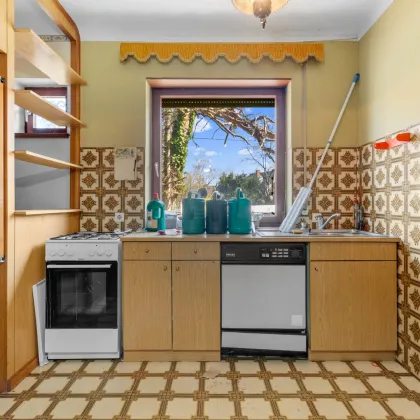 Renovierungsbedürftiges Einfamilienhaus mit Garten und Garage – Ihr neues Zuhause in Toplage /+++RE/MAX Trend+++ - Bild 2