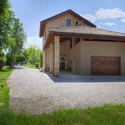 Historische Mühle mit modernem Charme und vielfältigem Nutzungspotential in Italien - Bild 2