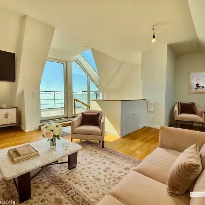 TRAUMHAFT - MODERN & STILVOLL! Traumhafte DG-Wohnung mit 2 Terrassen im Herzen von Wien! - Bild 2